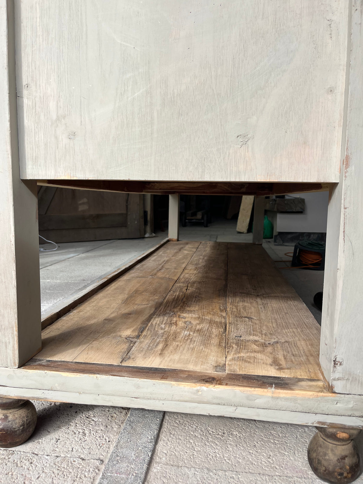 Pot Shelf Prep table Island
