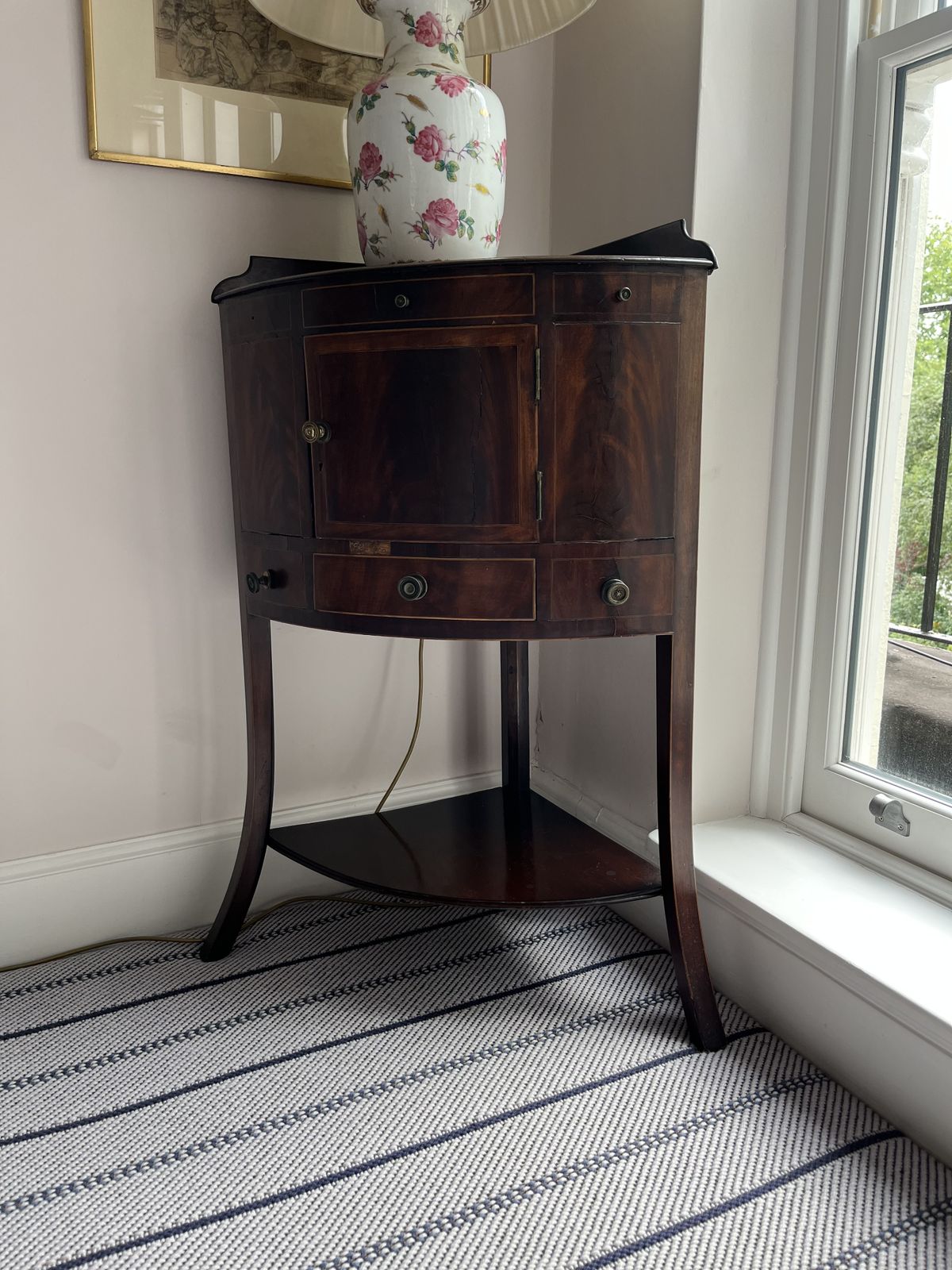 Georgian Mahogany Bow Front Corner Cabinet With Drawer